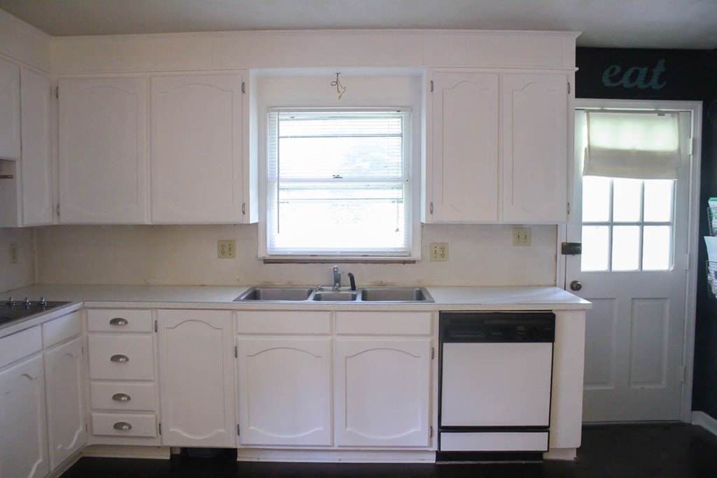 How To Paint Over White Cabinets | online information