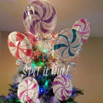 25 Fun & Unique Christmas Tree Topper Ideas