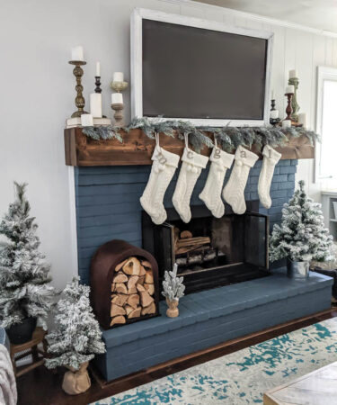 Neutral Christmas Mantel and Cozy Christmas Decor