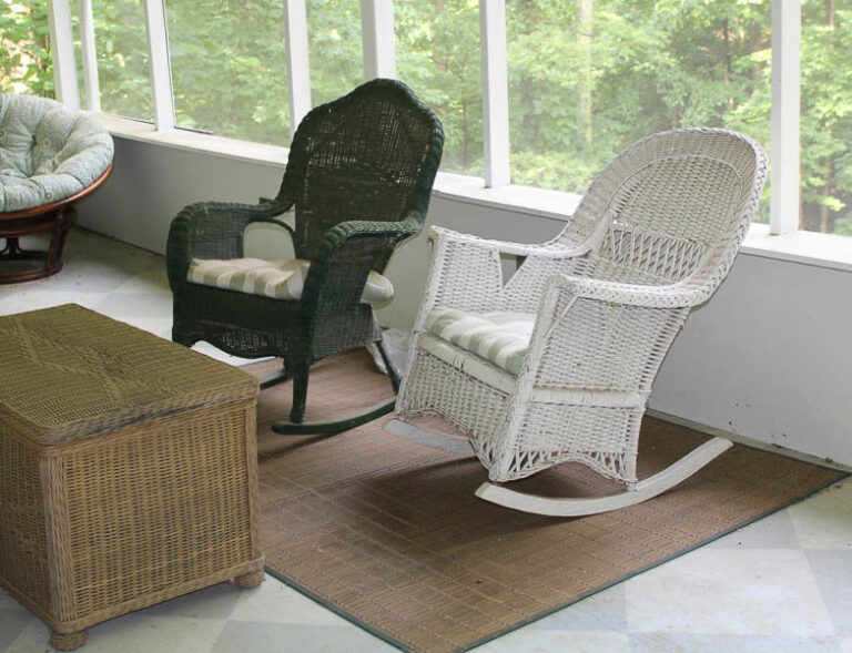 How To Paint Wicker Furniture That Will Last For Years   Wicker Chairs Before Painting 768x589 