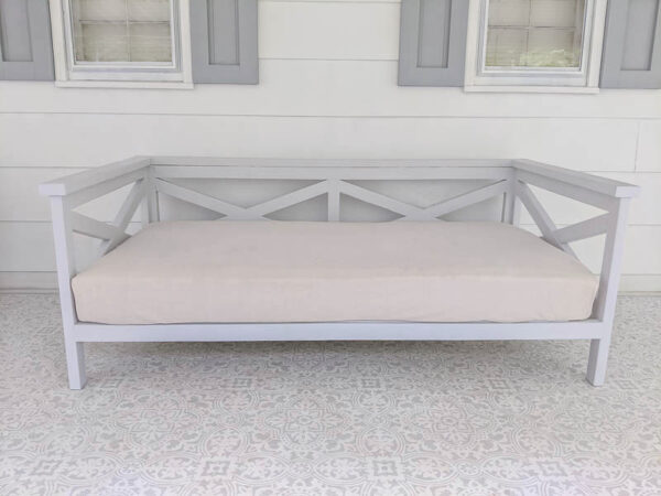 How To Build A Diy Daybed For 50 Lovely Etc