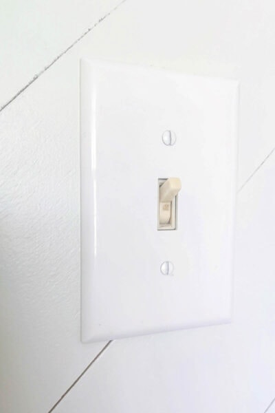 3 Cheap and Easy Ways to Update Ugly Outlets and Light Switches