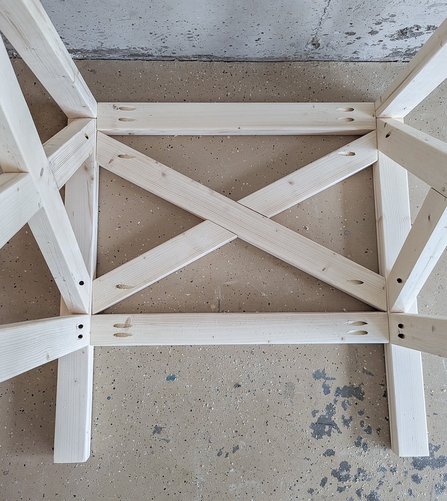 completing back of diy outdoor chair.